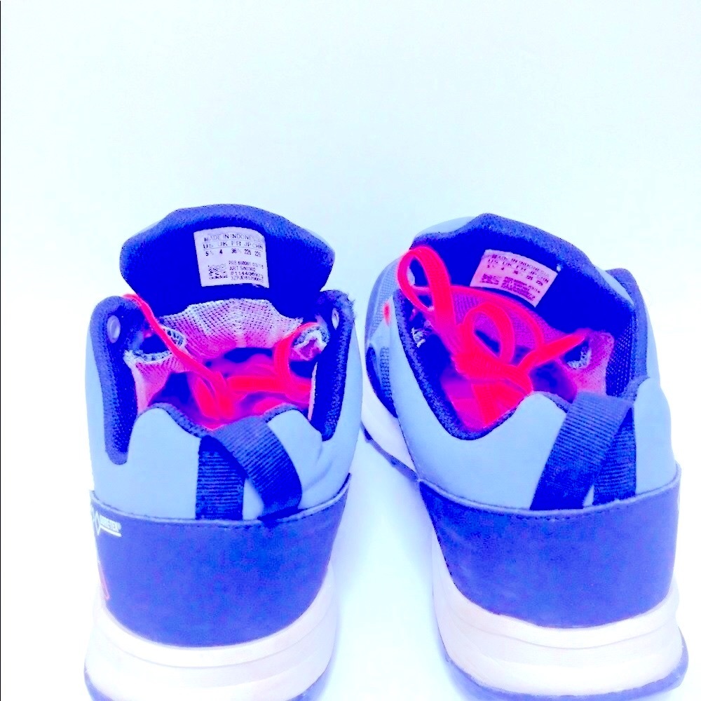Adidas - Picture 5 of 5